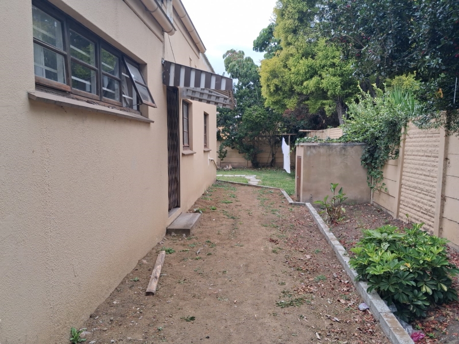To Let 1 Bedroom Property for Rent in Selborne Eastern Cape